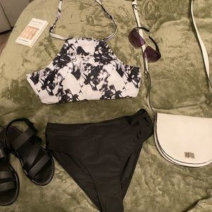 🖤🤍 Sexy Black And White Bikini 🤍🖤